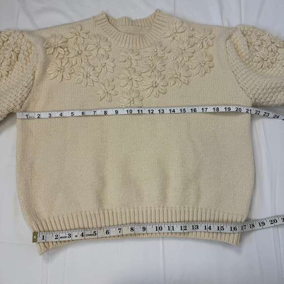 Chicwish Sweater Cream Thick Knit Floral Embroidery Women's S/M Oversized - Picture 7 of 12